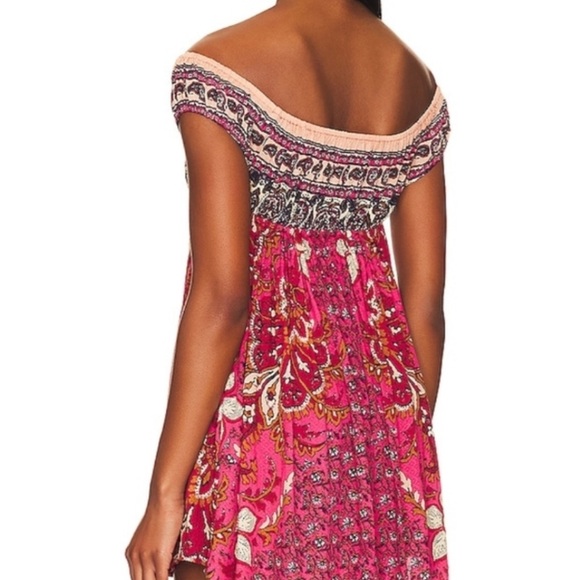 Free People NWT beautiful strawberry combo boho print tunic or dress size small - Picture 6 of 16